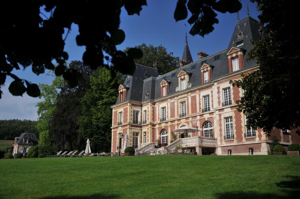 Chateau-Hotel De Belmesnil Saint-Denis-le-Thiboult Eksteriør billede